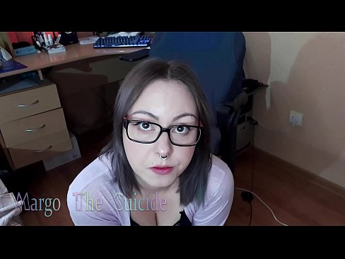 ❤️ Ngoanana ea Sexy ea Khalase O Anya Dildo Haholo Kamera